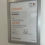 شقة Juraschatz